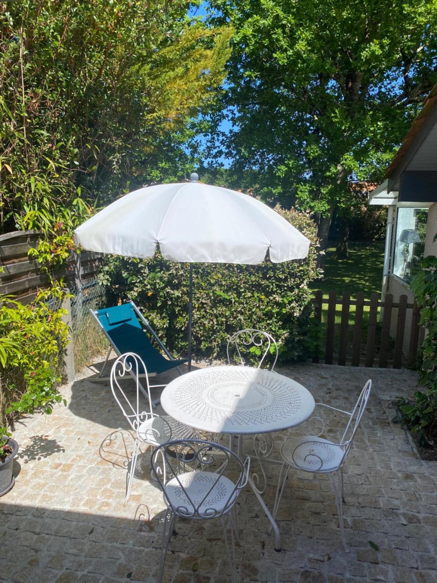 Beau T2 Proche Plages , Commodites Andernos-les-Bains Exterior photo